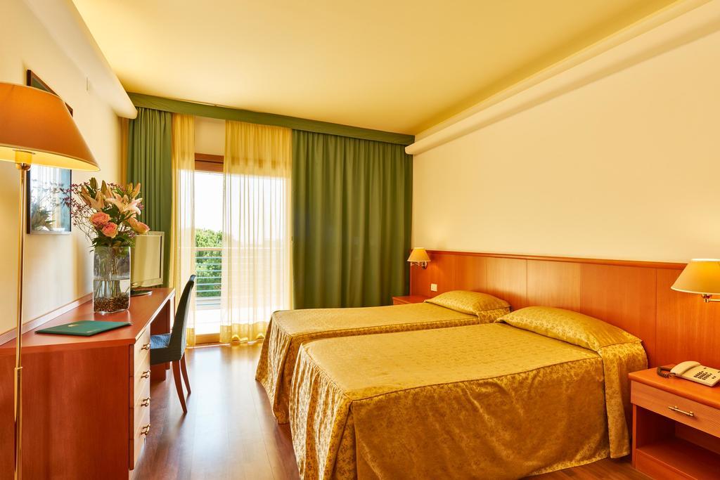 Hotel Rialto Градо Экстерьер фото
