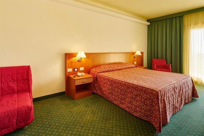 Hotel Rialto Градо Экстерьер фото